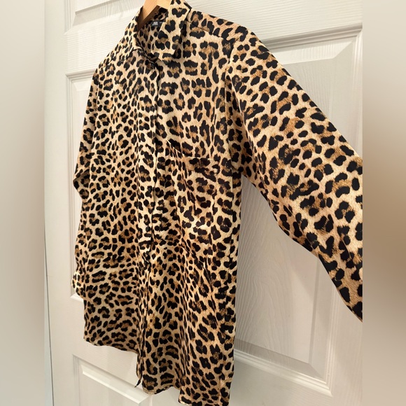 Zara Leopard Oversized Blouse - Picture 3 of 9